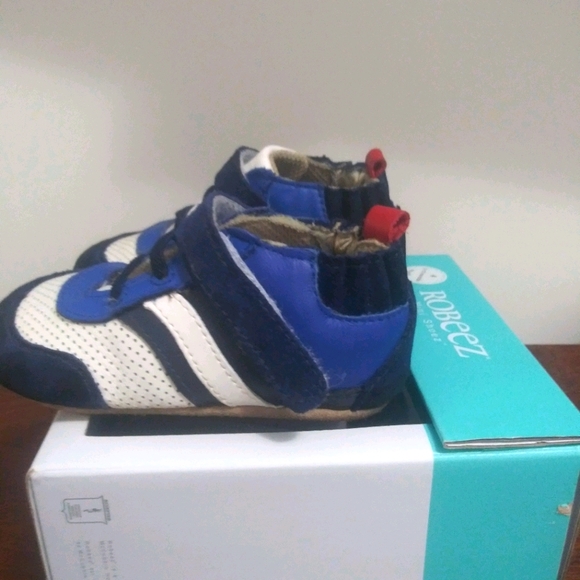 Robeez Everyday Ethan Sneakers - Picture 2 of 6